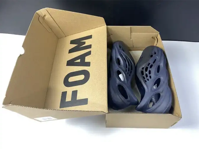hype Blue Mineral Foam RNNR Adidas Yeezy GV7903 0509